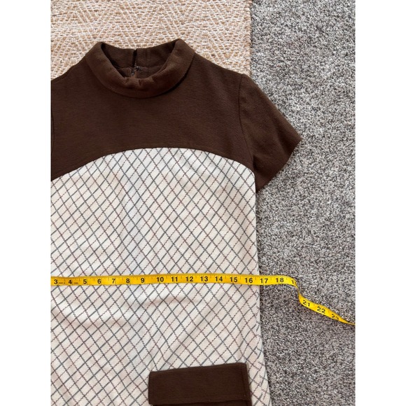 Vintage Poppet Ltd Brown Cream Diamond Print Mock Neck Mod Shift Mini Dress Sz 9 - Picture 4 of 8